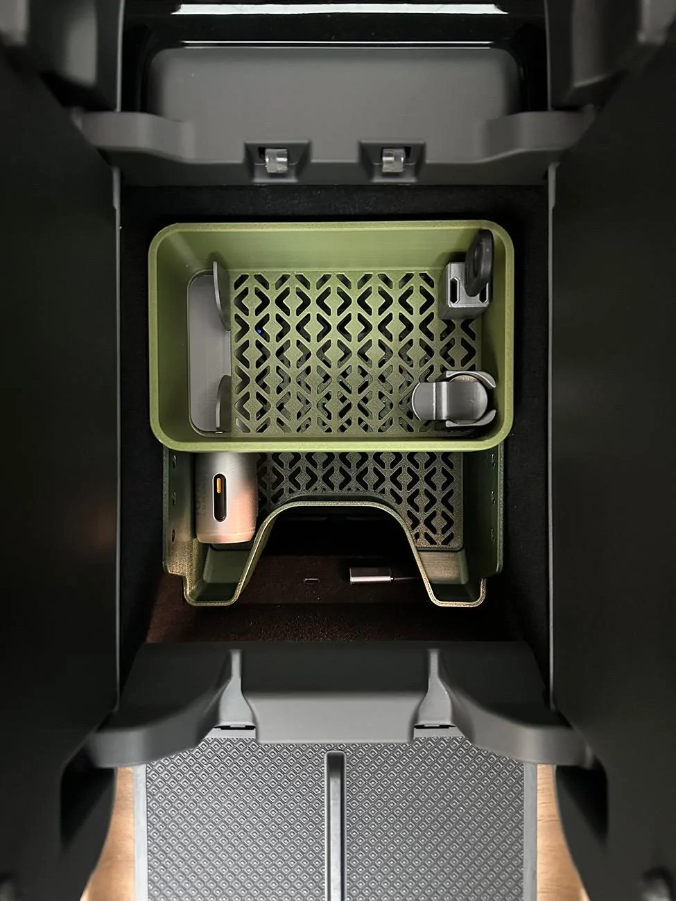 Rivian R1T R1S Customizable Console Organizer (3D Print) IMG_4544