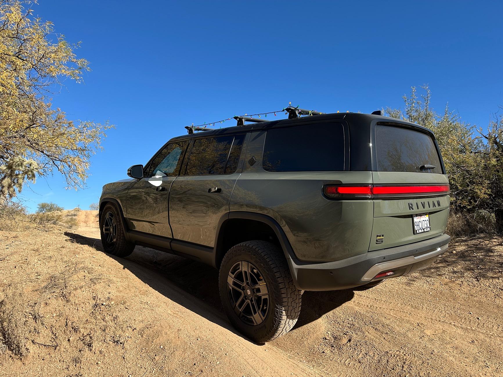 Rivian R1T R1S My first time off-roading with the R1S - photos & videos IMG_7679