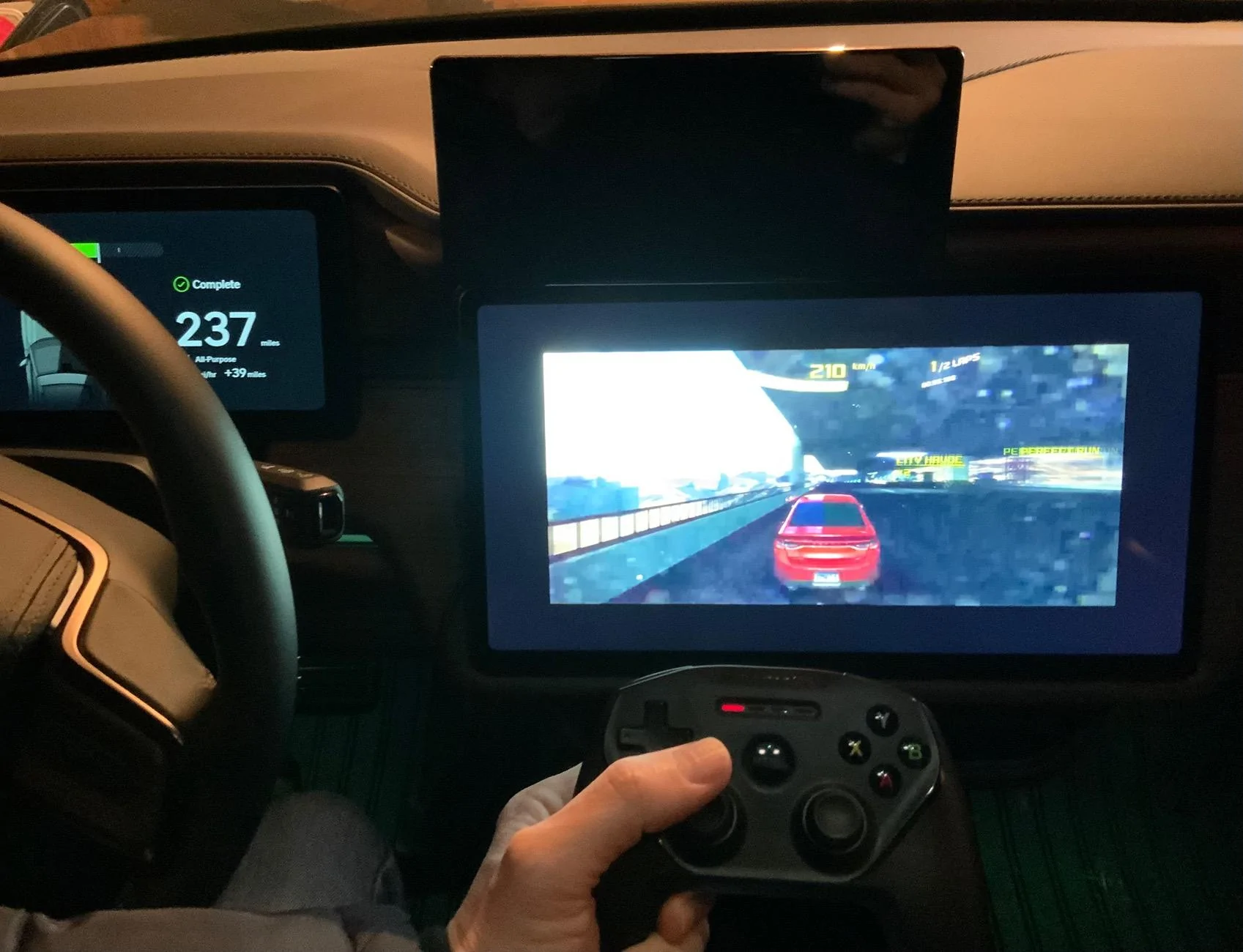 Rivian R1T R1S Screen mirror your iPhone to Rivian display - via Replica App IMG_5087