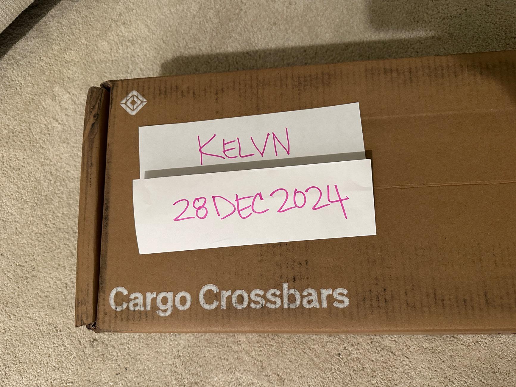 Rivian R1T R1S OEM Dark Crossbars - For Sale IMG_7719