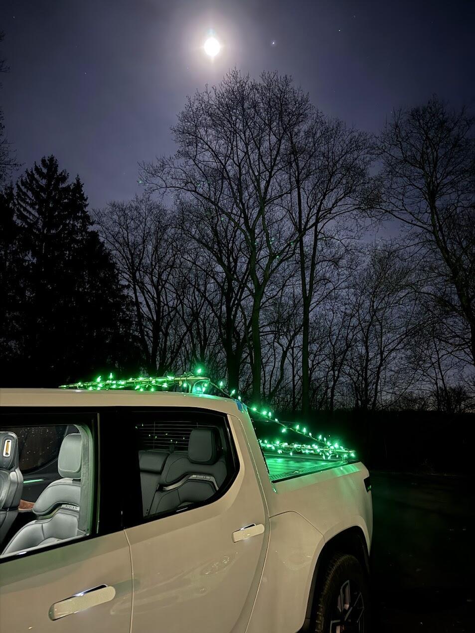 Rivian R1T R1S Rivian Christmas Lights! 1735568494856-2v