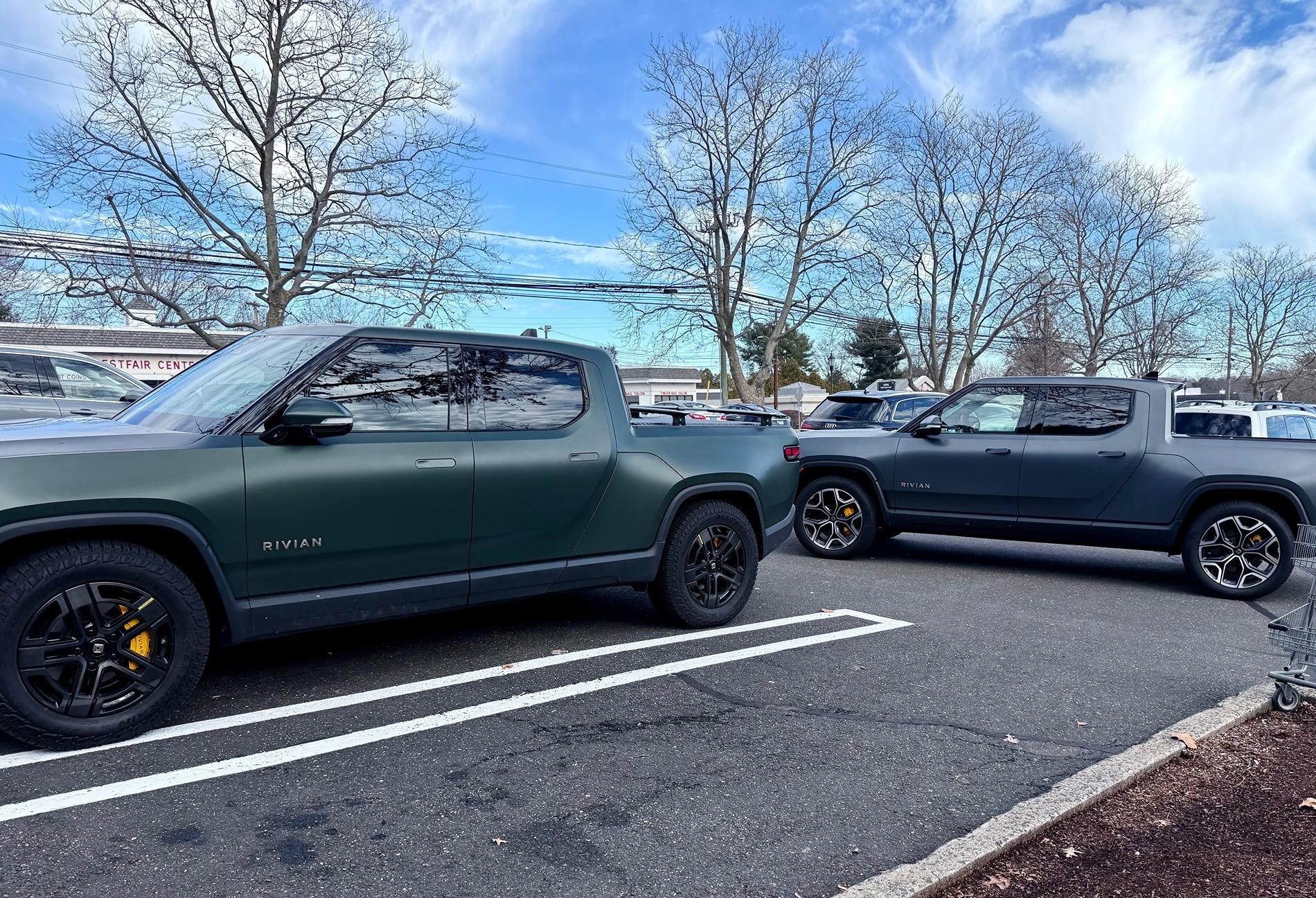 Rivian R1T R1S Matte wrap gang! Let's see photos of your matte Rivian R1T & R1S IMG_2503