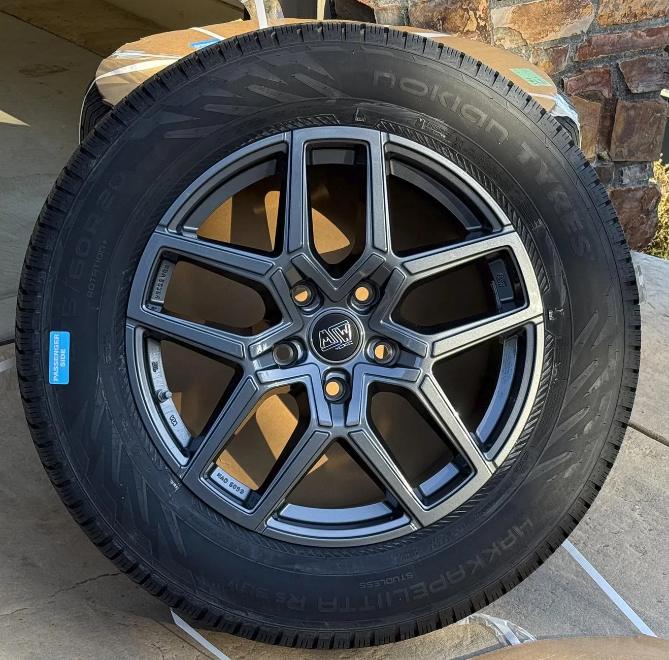 Rivian R1T R1S Help me understand wheel tire swap options on the R1S 2024-12-19 14.17.00