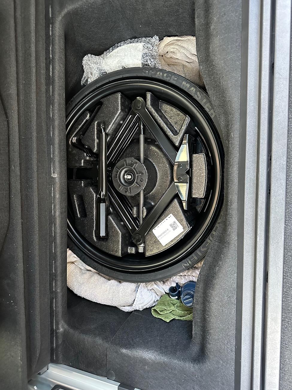 Rivian R1T R1S Compact Spare Tire Installation IMG_9385