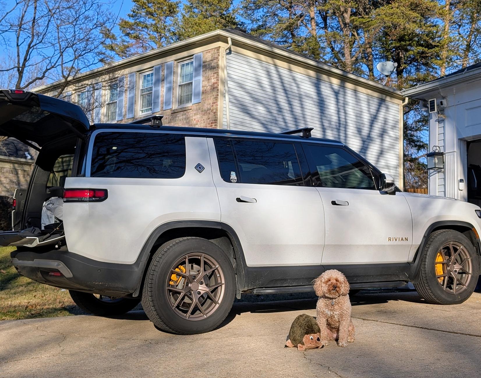 Rivian R1T R1S Creating the Ultimate Wheel/Tire Combo (Help Needed) PXL_20241222_201529761.PORTRAIT.ORIGINAL