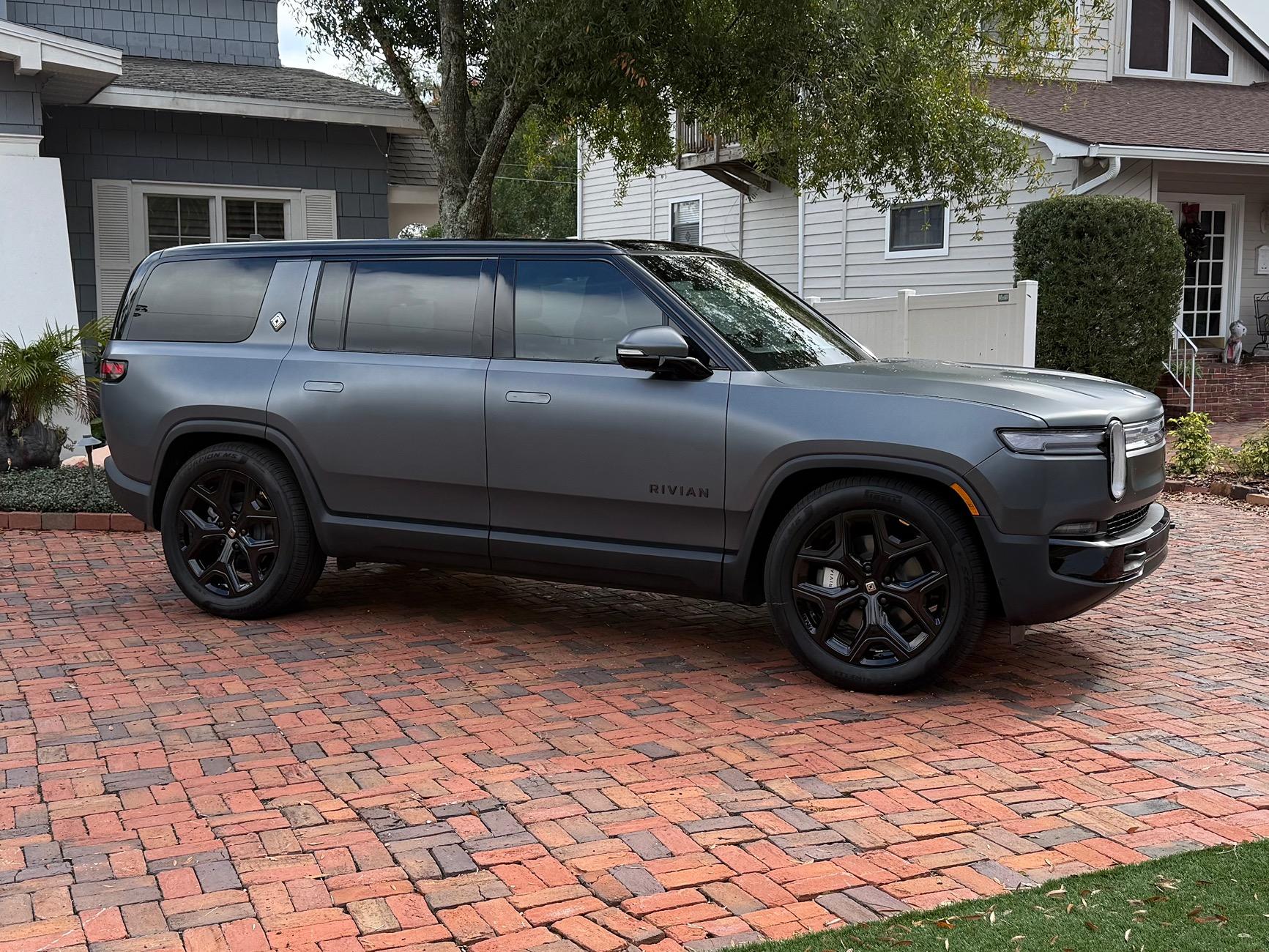 Rivian R1T R1S Matte wrap gang! Let's see photos of your matte Rivian R1T & R1S IMG_4851