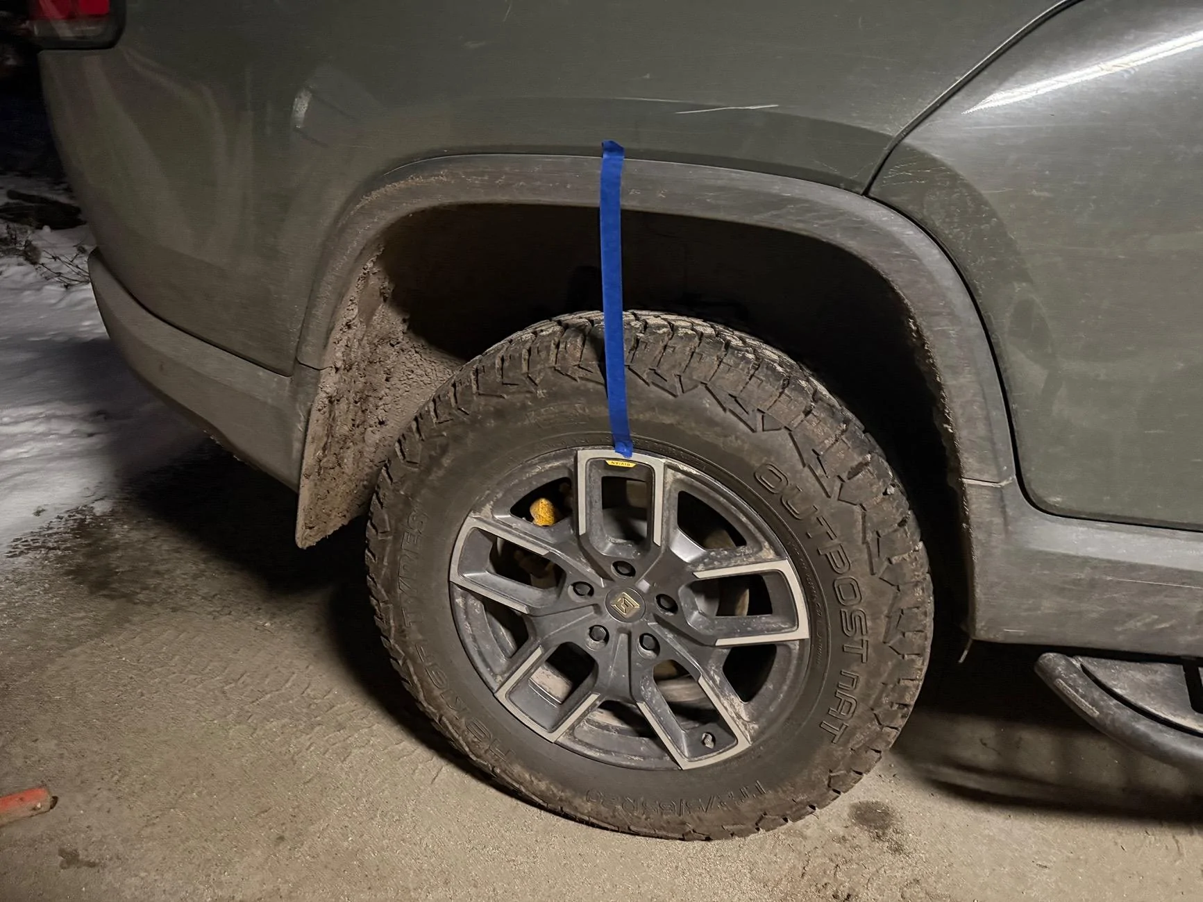 Rivian R1T R1S 2023 R1T - Sagging front end? IMG_0855