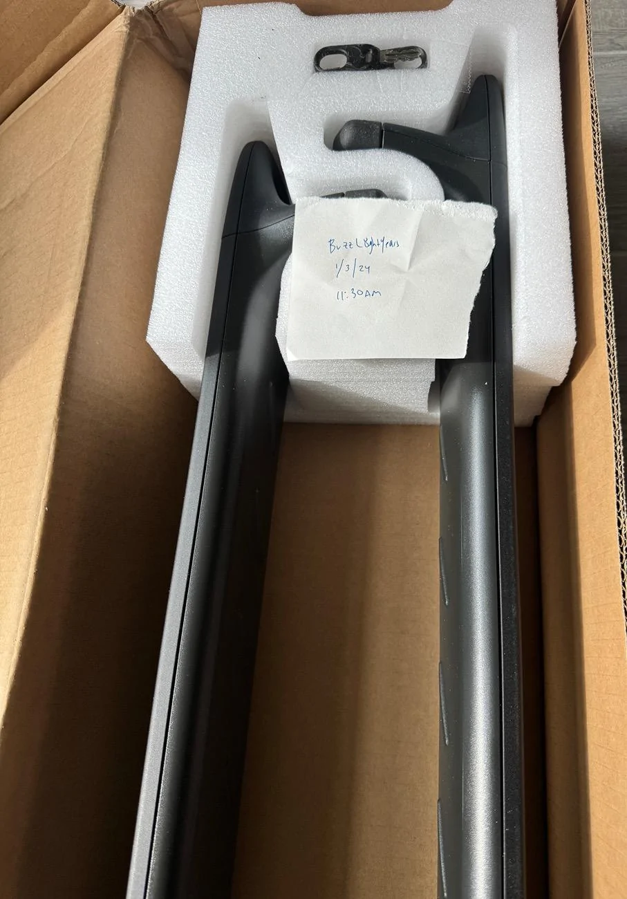 Rivian R1T R1S FS New Black OEM Crossbars IMG_4623