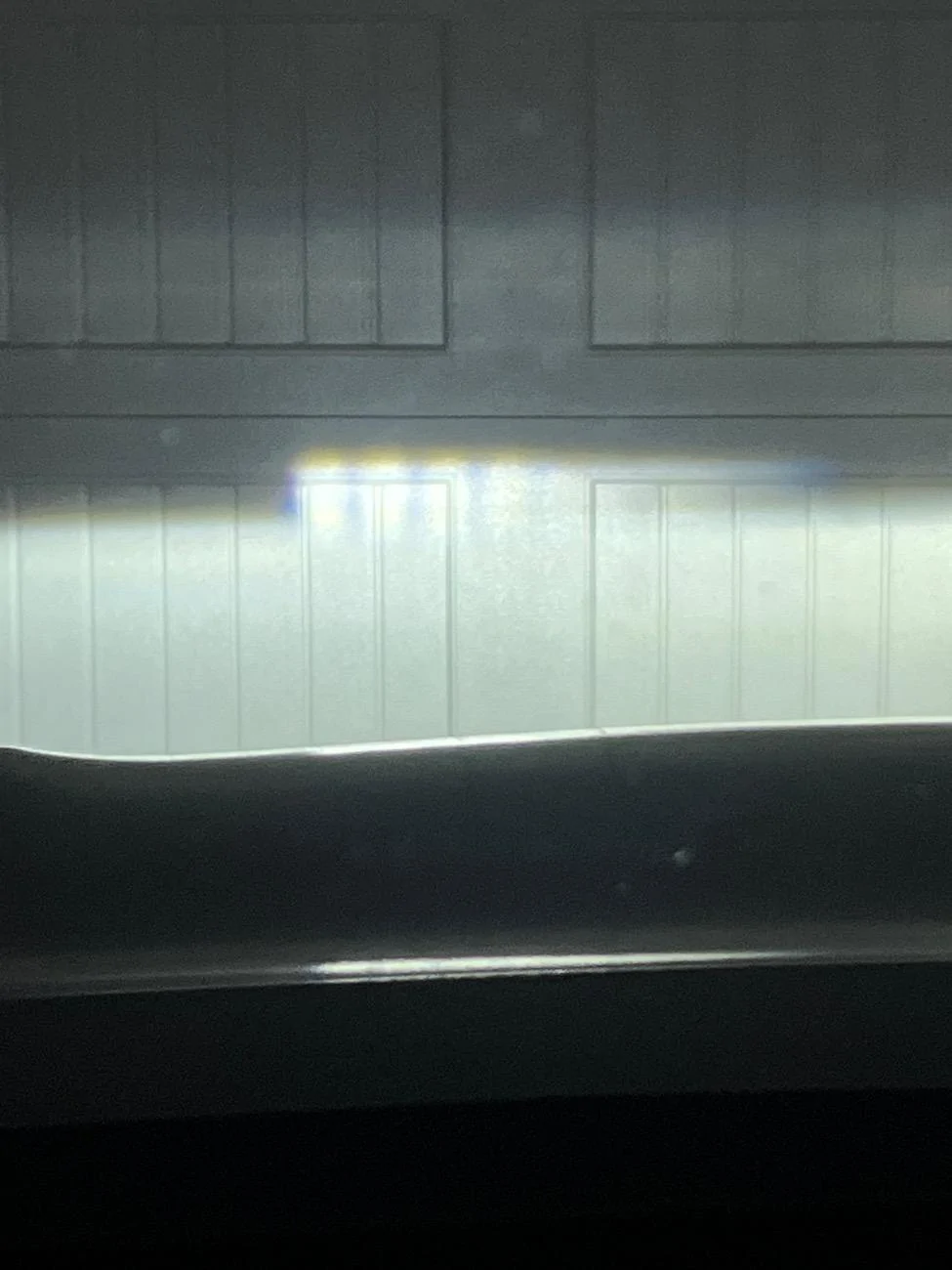 Rivian R1T R1S Asymmetric headlights - is this normal? IMG_9648