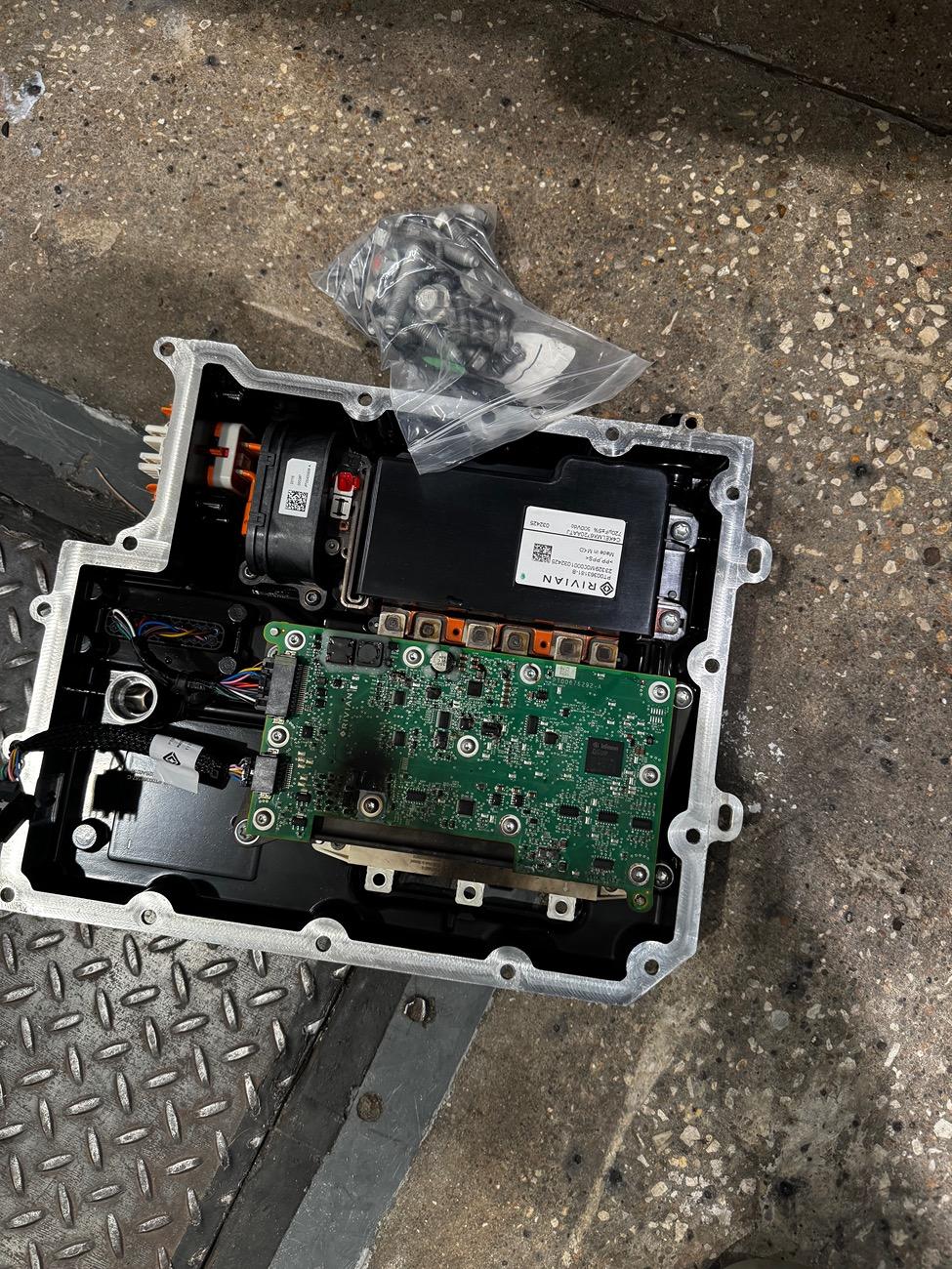 Rivian R1T R1S Bizarre simultaneous issues IMG_2501