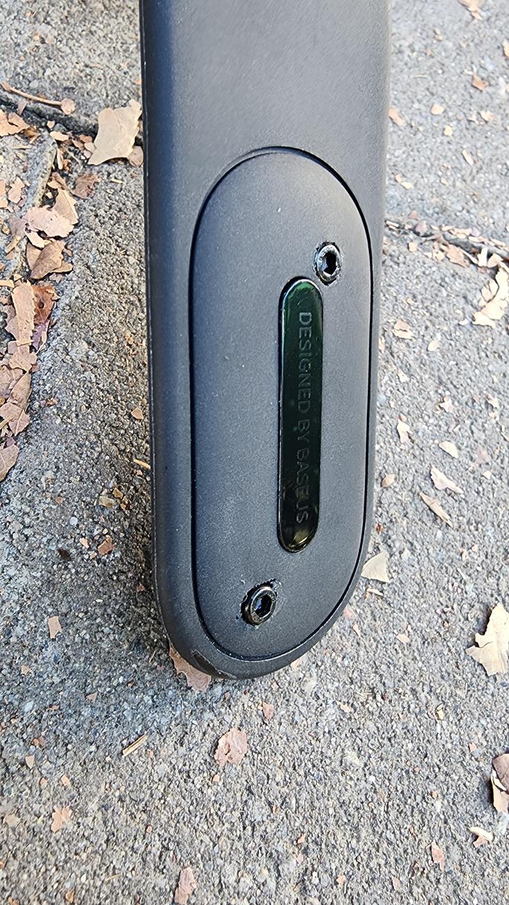 Rivian R1T R1S Affordable Semi-DIY Phone Mount 20250106_123829