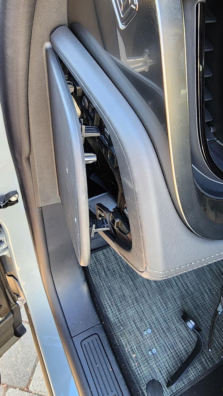 Rivian R1T R1S Affordable Semi-DIY Phone Mount 20250106_124113