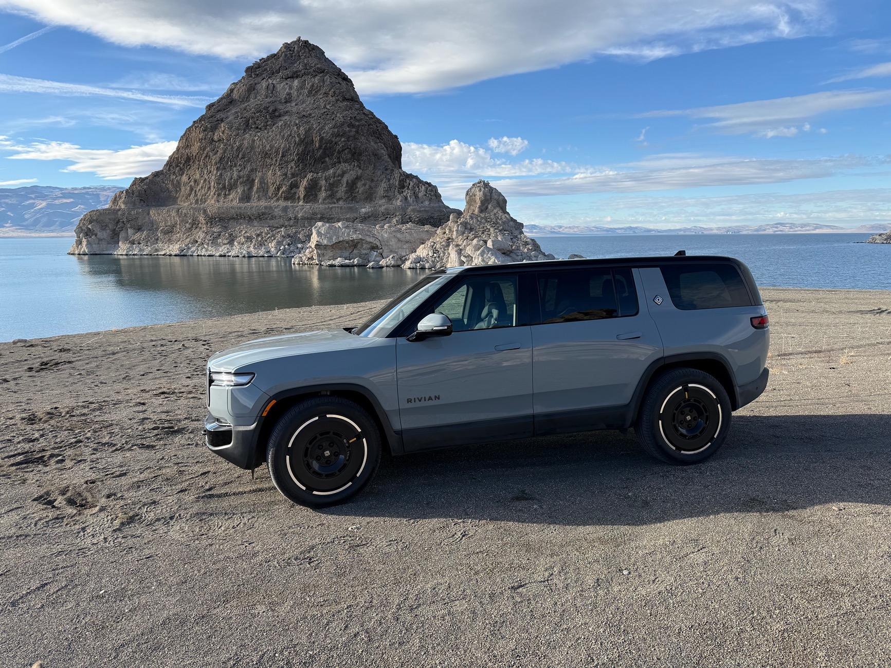 Rivian R1T R1S Shadow finally gets to play in the dirt. IMG_6112