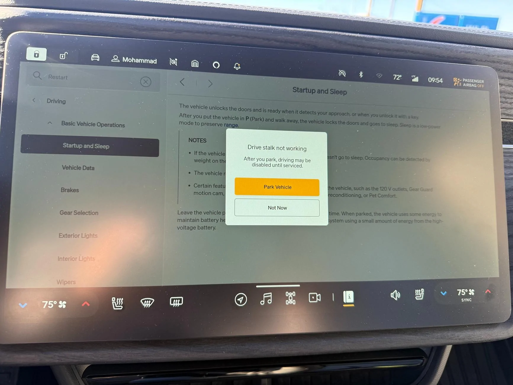 Rivian R1T R1S Major Safety Concern: Brand-New 2025 Rivian R1S Died in Traffic—No Hazards or Movement IMG_0438