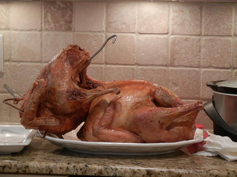 Rivian R1T R1S Happy Thanksgiving! fhE8SMy