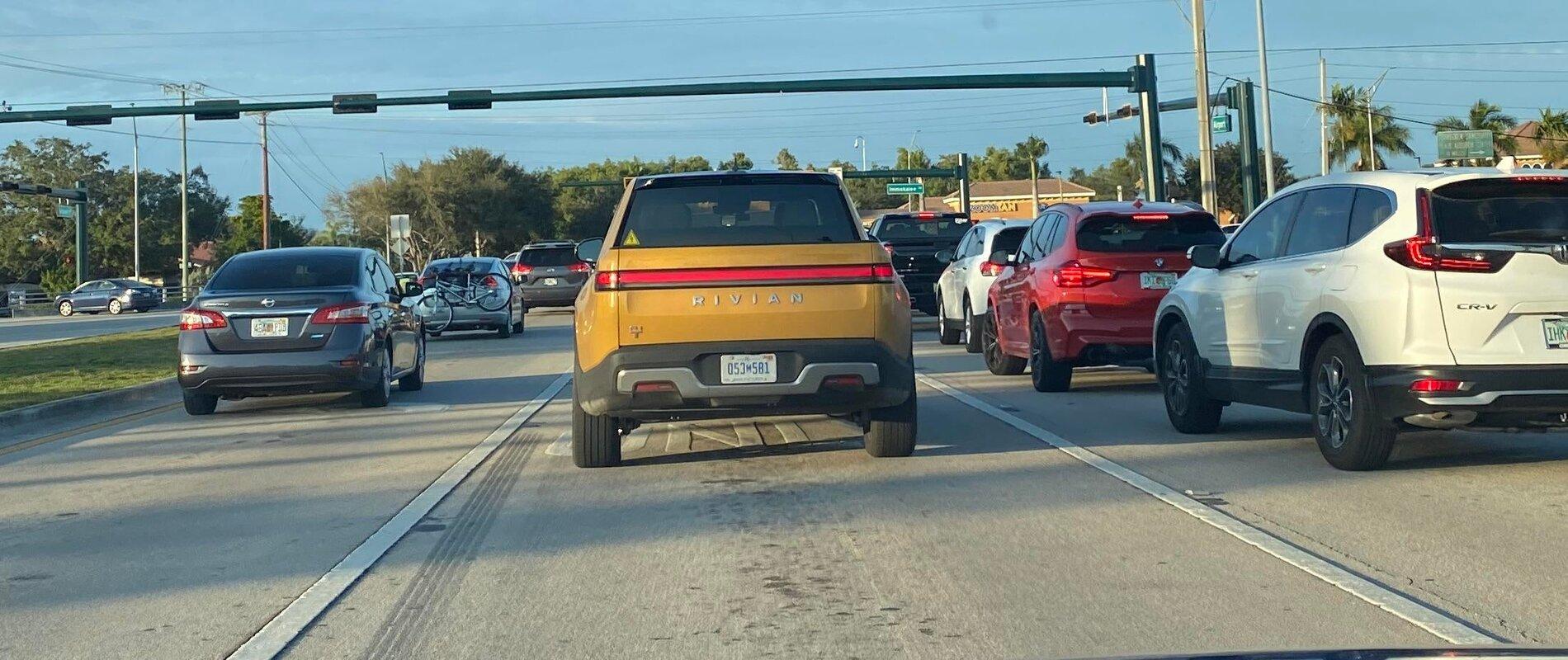 Rivian R1T R1S COMPASS YELLOW R1T Photos Compass Yellow Rivian R1T 1