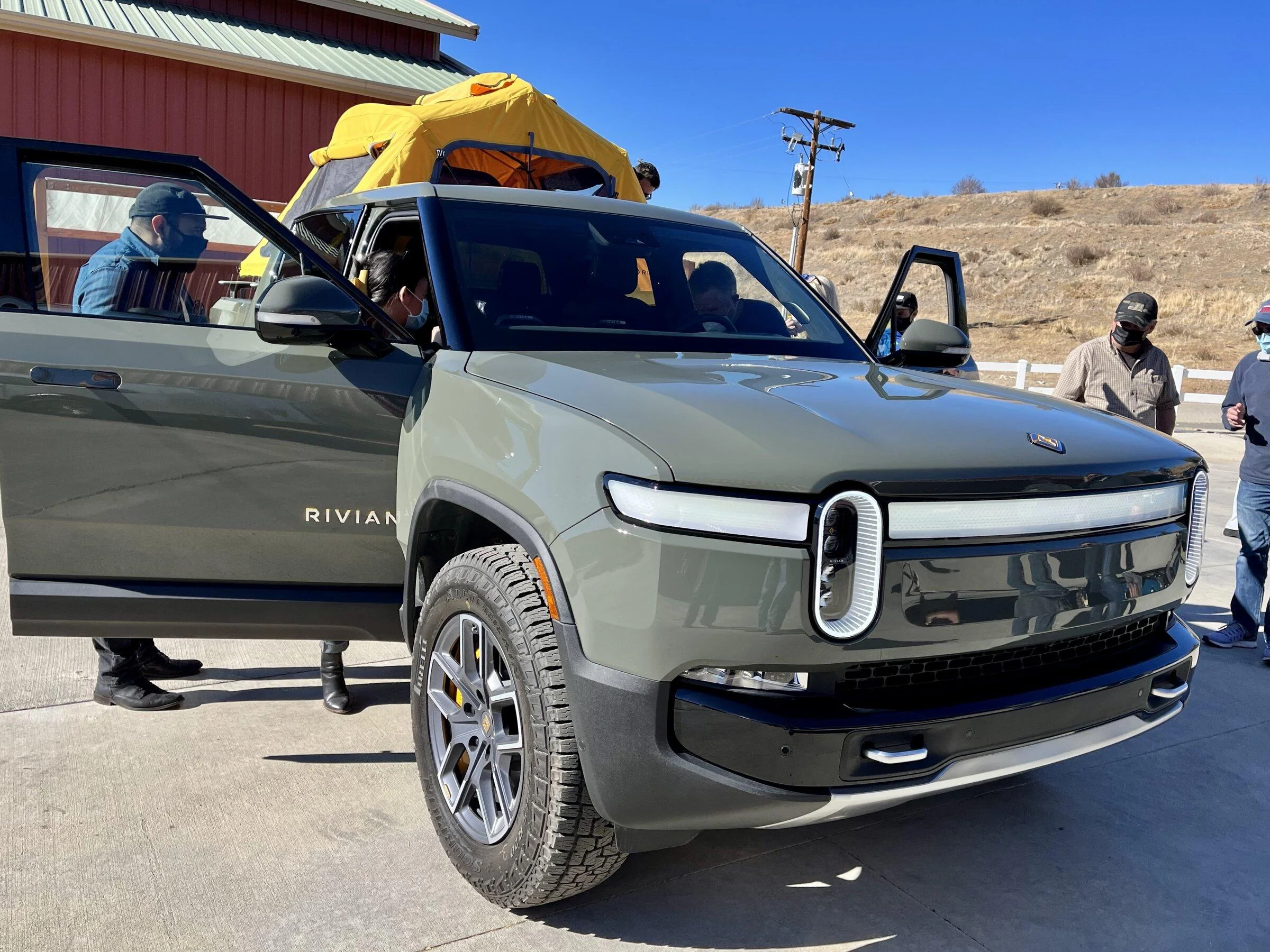 Rivian R1T R1S Agua Dulce LA First Drive Event Impressions & Reactions (w/ Videos & Photos) 02A357B9-2B20-4F5F-BC2E-33BA73A353F5