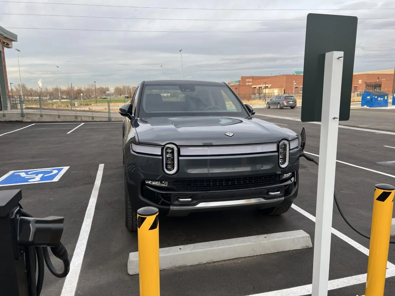Rivian R1T R1S Colorado Checking In thumbnail_IMG_1924