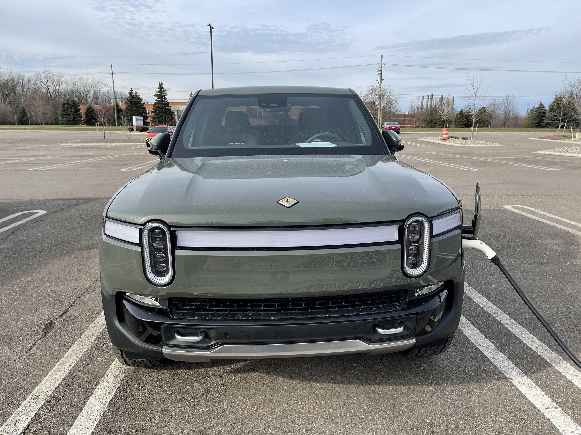 Rivian R1T R1S Finally saw an R1T -  first impressions 20211205_163513565_iOS