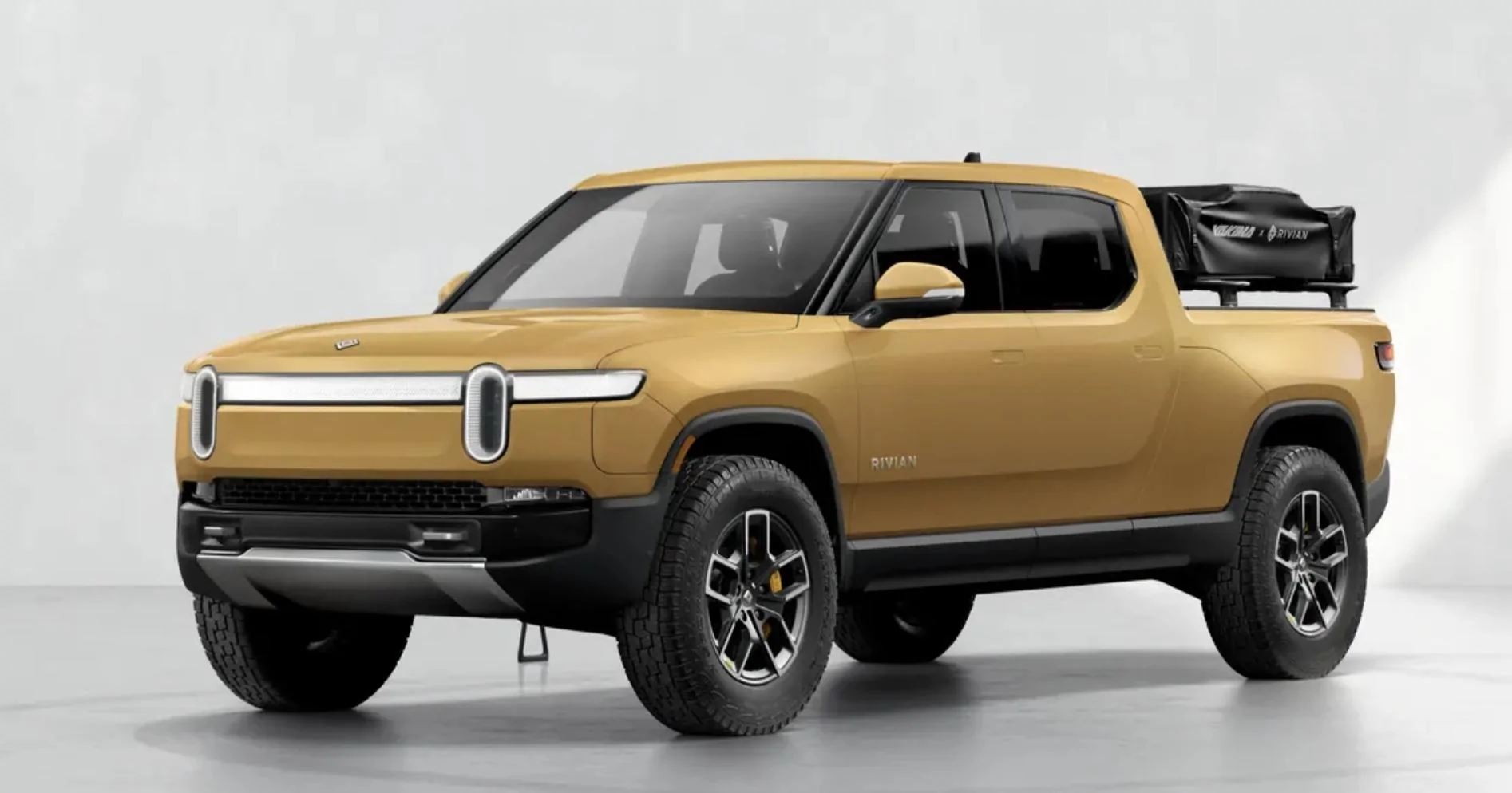 Rivian R1T R1S COMPASS YELLOW R1T Photos Screen Shot 2021-12-02 at 11.22.44 AM