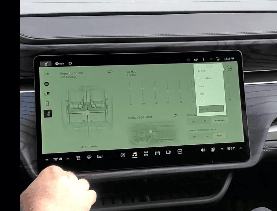Rivian R1T R1S WSJ R1T Review 2021-12-10