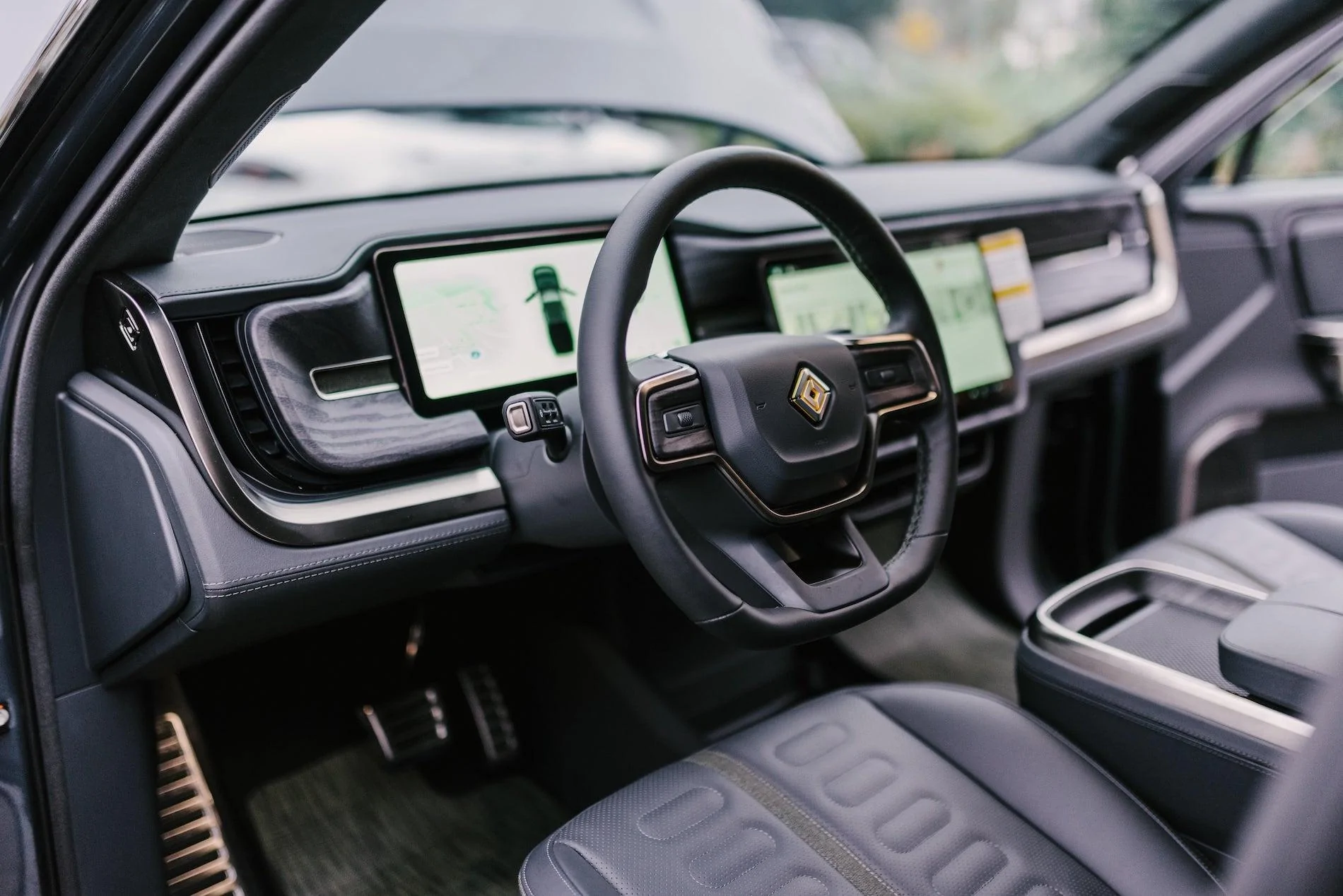 Rivian R1T R1S ? First non-Rivian employee delivery - to owner in NYC!! [Updated with Owner's Q&A, Info, Feedback] 44a7wnbjr0581