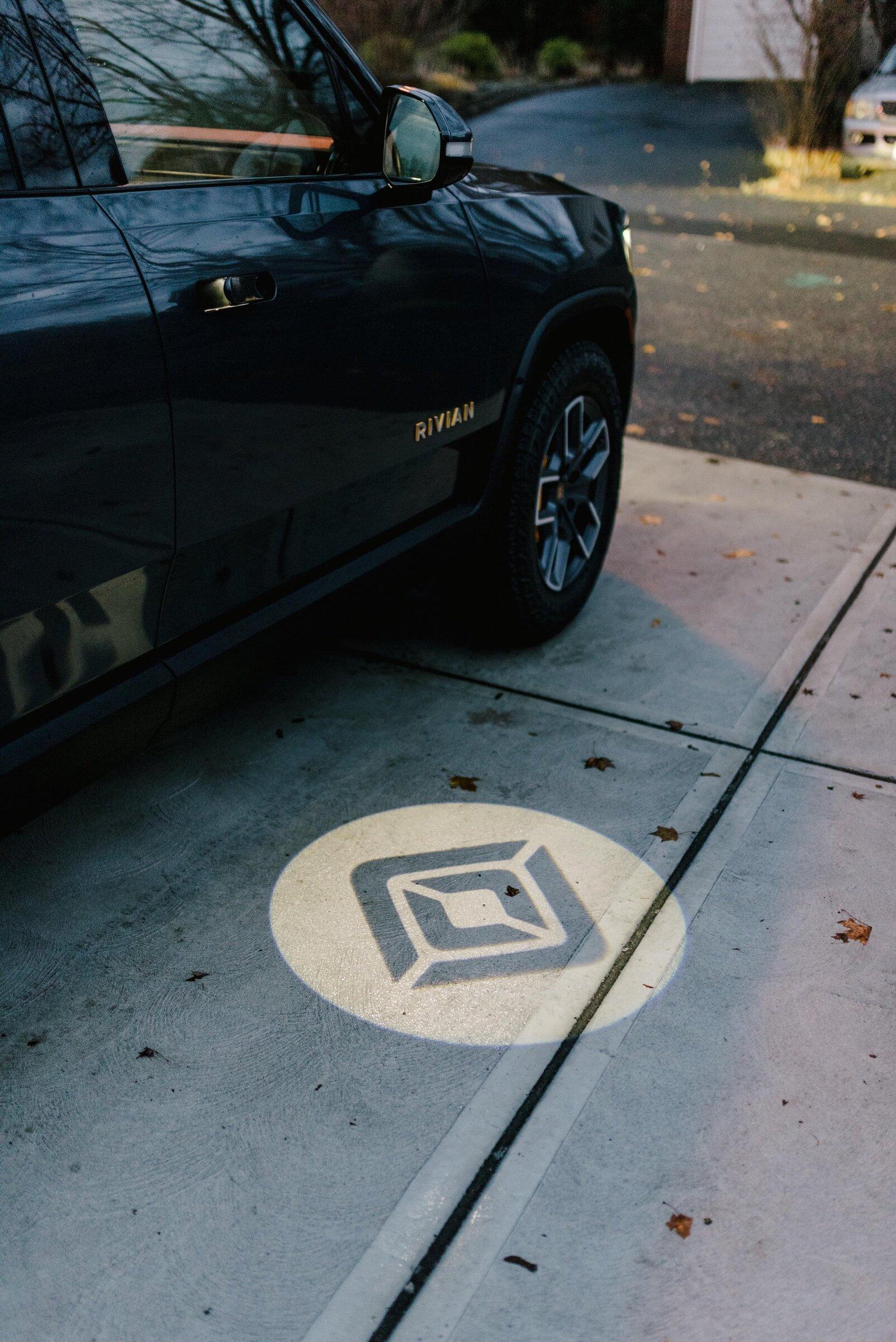 Rivian R1T R1S ? First non-Rivian employee delivery - to owner in NYC!! [Updated with Owner's Q&A, Info, Feedback] bbx0robjr0581