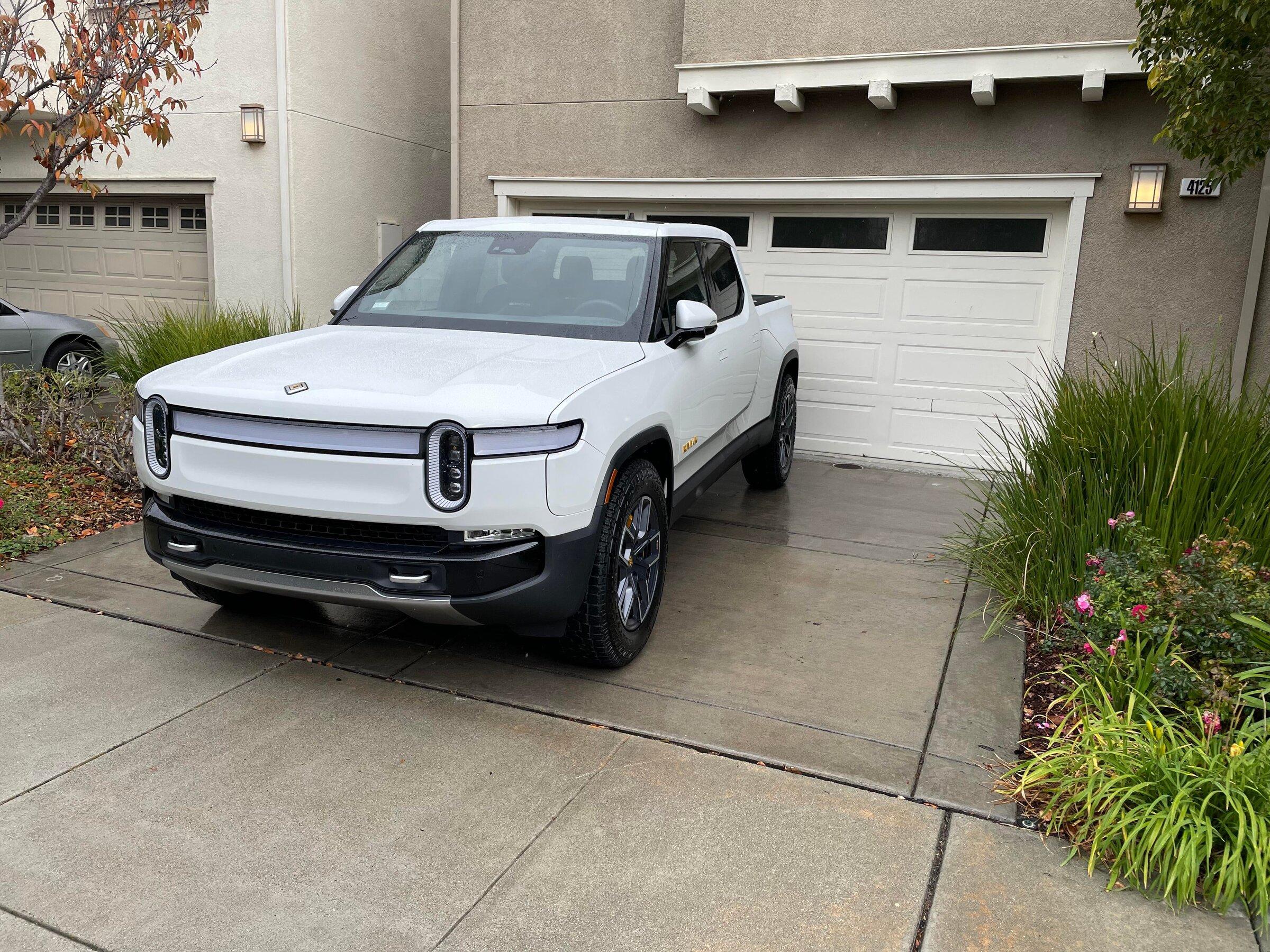 Rivian R1T R1S Another confirmed (non-employee) delivery (Santa Clara, CA) 10