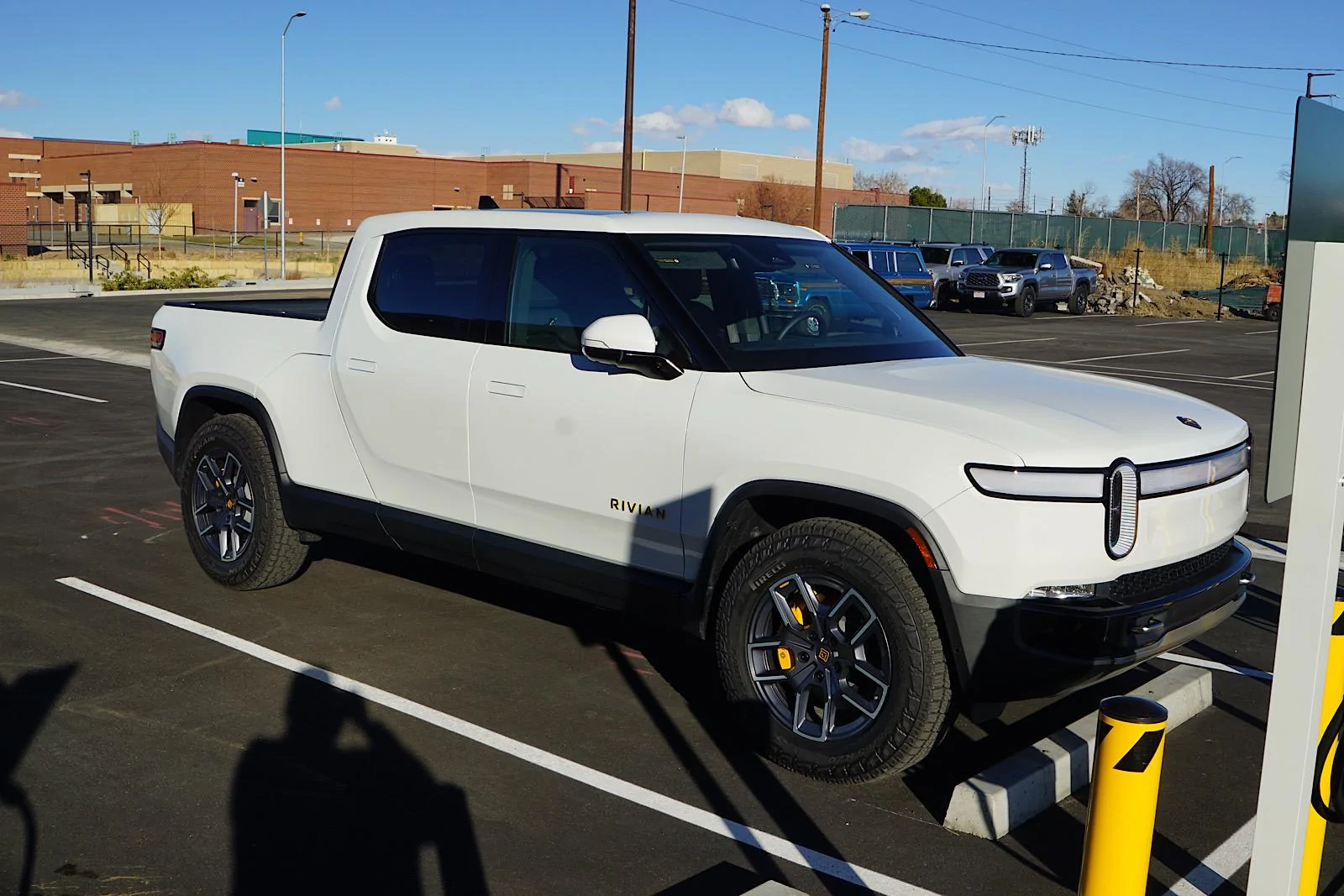 Rivian R1T R1S Colorado Checking In C63BEB47-8237-42D8-8FB1-2A08C65F0C21