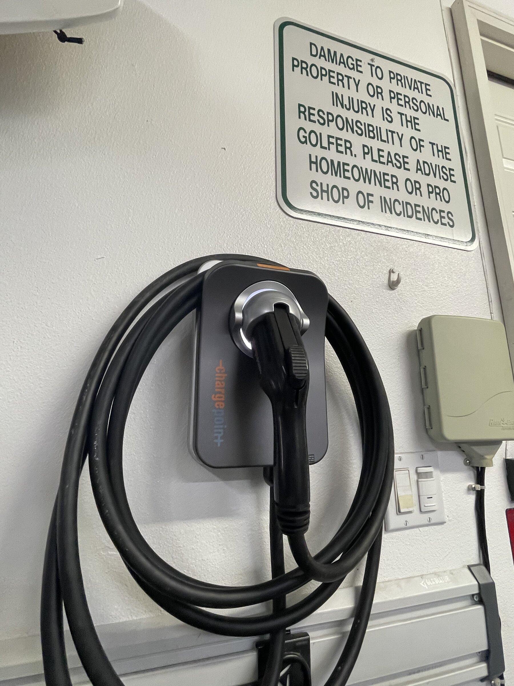 Rivian R1T R1S Rivian charger vs 3rd party charger? 9D0944EA-909B-4108-A3DE-BD62B1055325