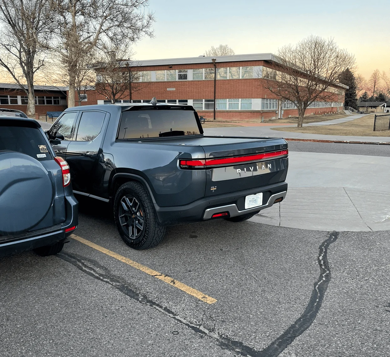 Rivian R1T R1S Colorado Checking In 1639871343775