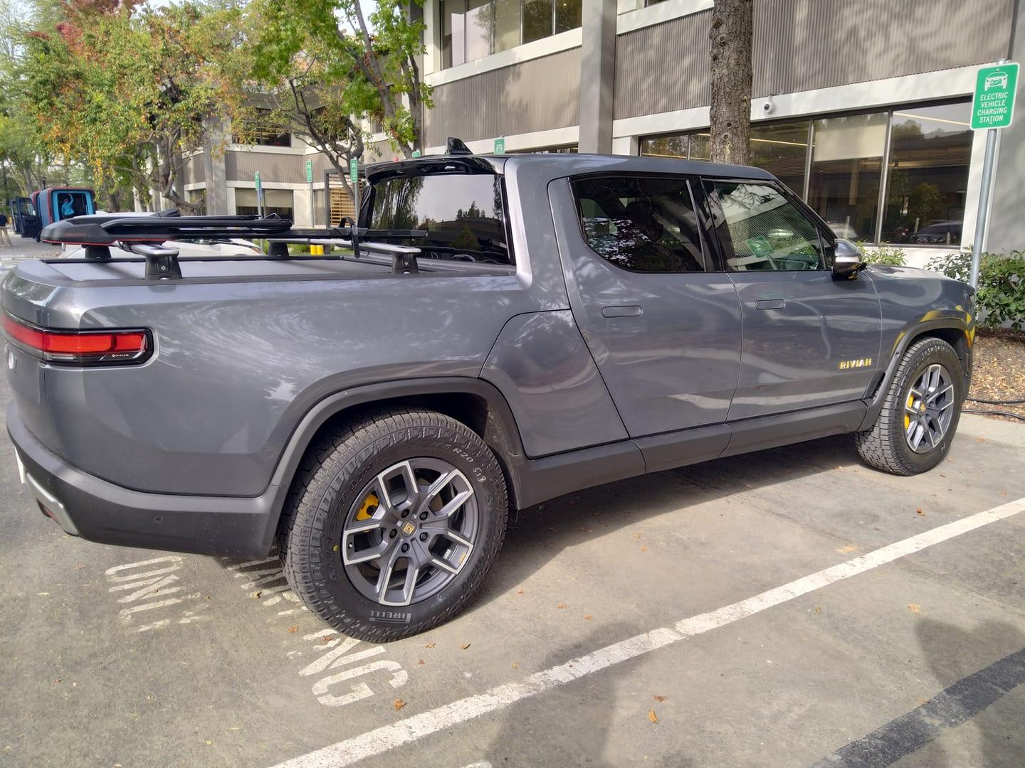 Rivian R1T R1S El CAP GRANITE Rivian Photos 268031535_10221020706174097_894790197695908026_n