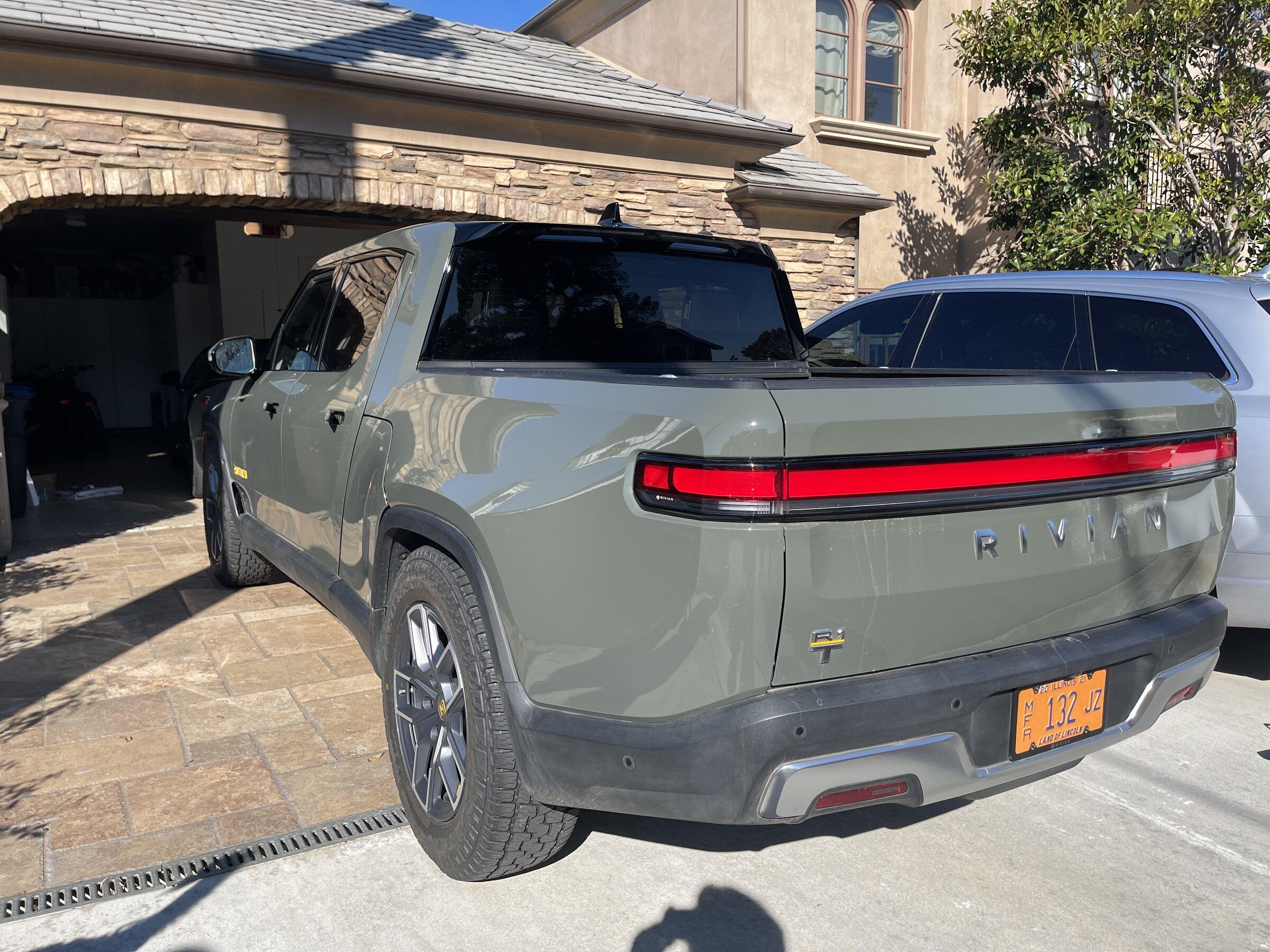 Rivian R1T R1S My First Mile Experience w/ Launch Green R1T IMG_0794.JPG