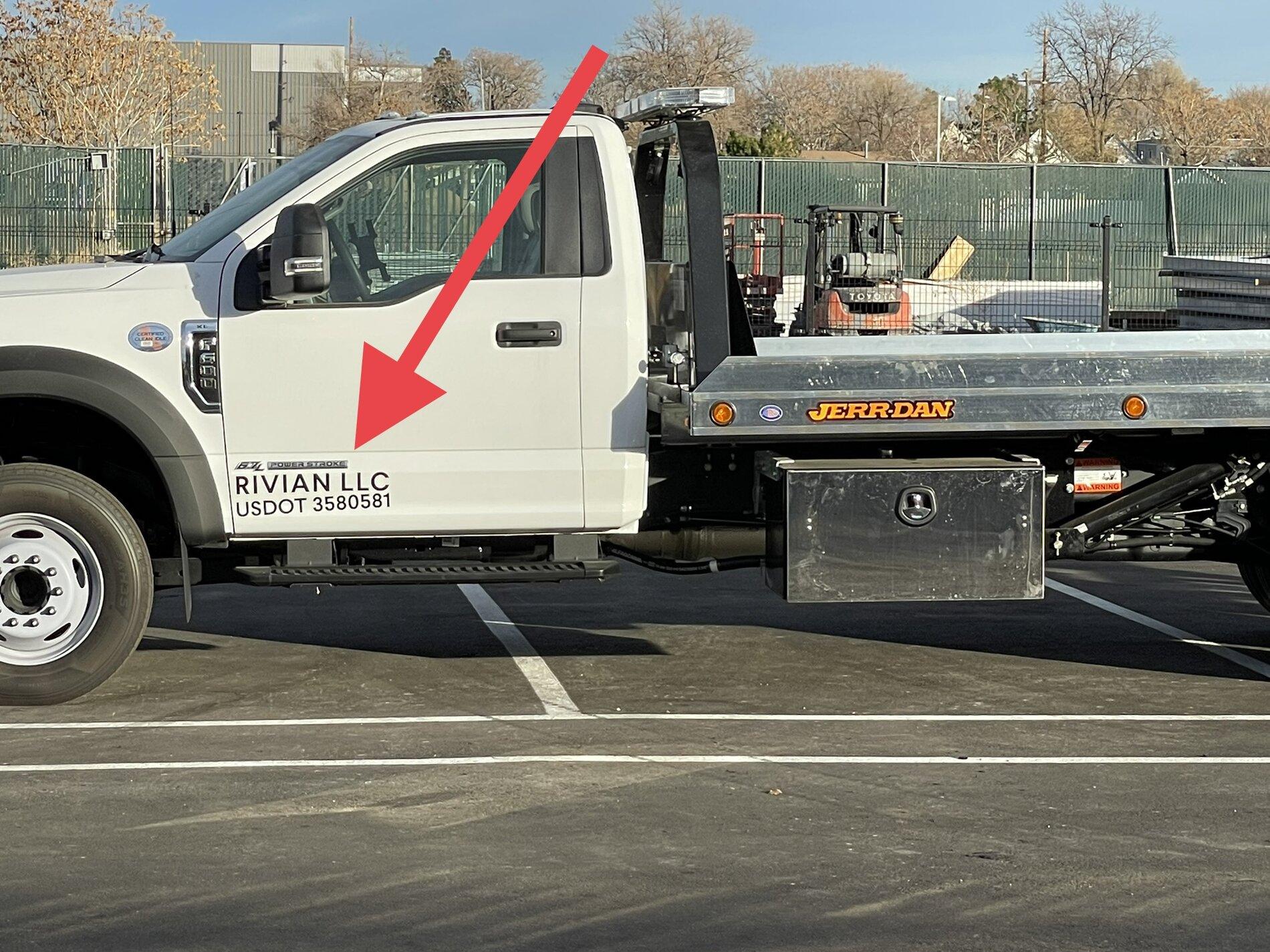 Rivian R1T R1S Pics: Denver Rivian Service Center w/ Interior Photos ffd2a91c-9786-4f28-b9f3-b4436aabb1be-jpe