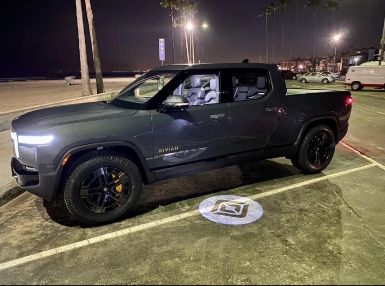 Rivian R1T R1S Real Rivian Photos & Videos D873AA4D-FF75-49FC-8777-9CE6B2D6742F