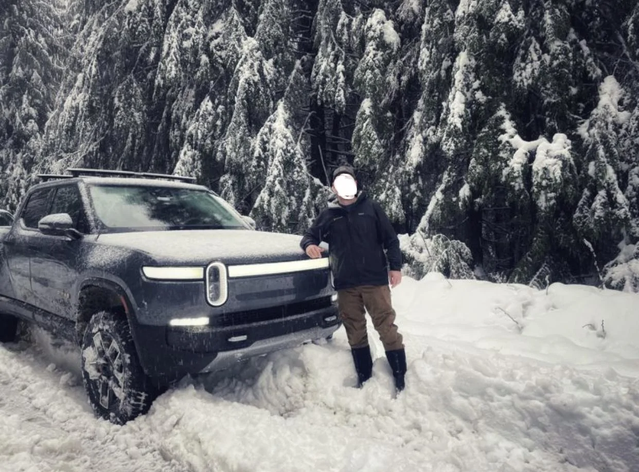 Rivian R1T R1S Real Rivian Photos & Videos C5D508DF-E2D8-428F-9564-DF56FBF475DE
