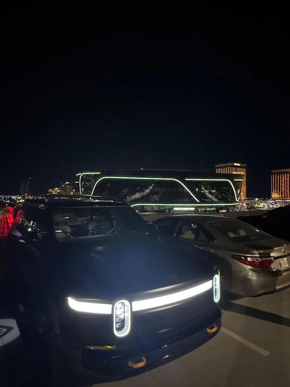 Rivian R1T R1S ?Vote for January's RWCev ROTM Winner Here! 3InTheMatrixSubmission3Rick