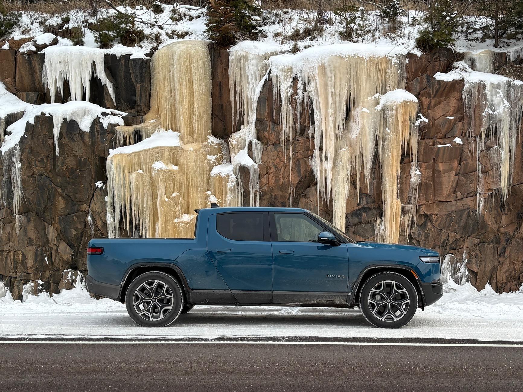 Rivian R1T R1S ?Vote for January's RWCev ROTM Winner Here! 7BudmanSubmission7Rick