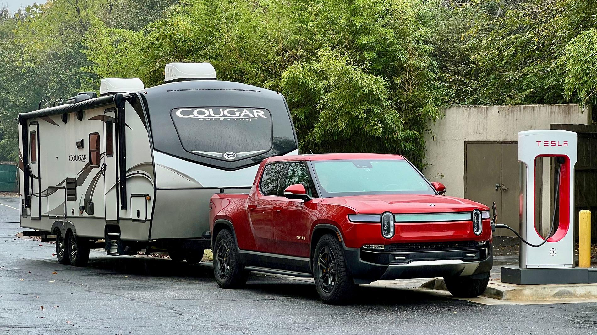 Rivian R1T R1S Low throttle shudder Rivian Towin