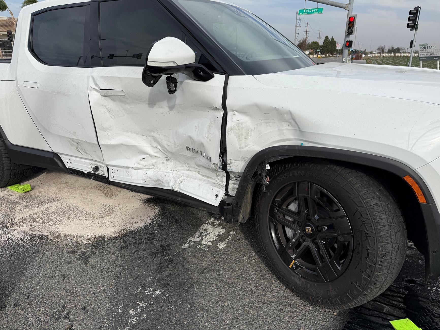 Rivian R1T R1S T-Boned at Intersection. Rivian Totaled IMG_0373