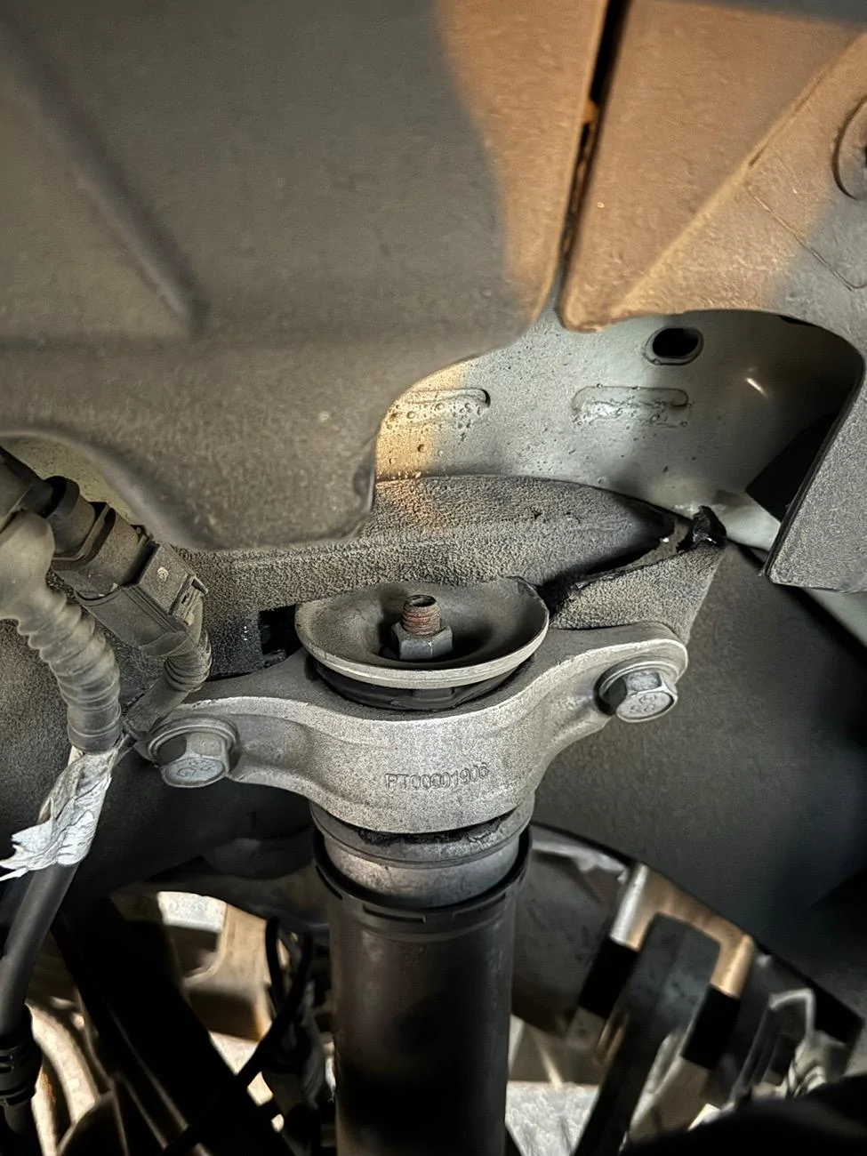 Rivian R1T R1S Frame or shocks broken IMG_3450