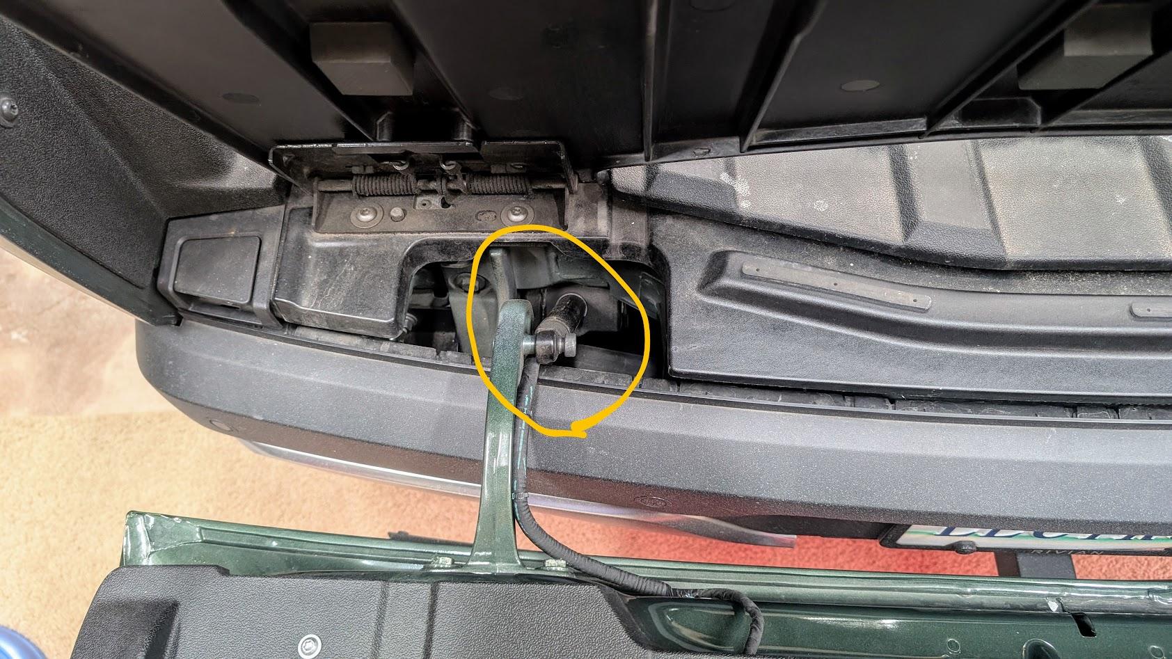 Rivian R1T R1S Adjust tailgate cables? 1737486739021-4h