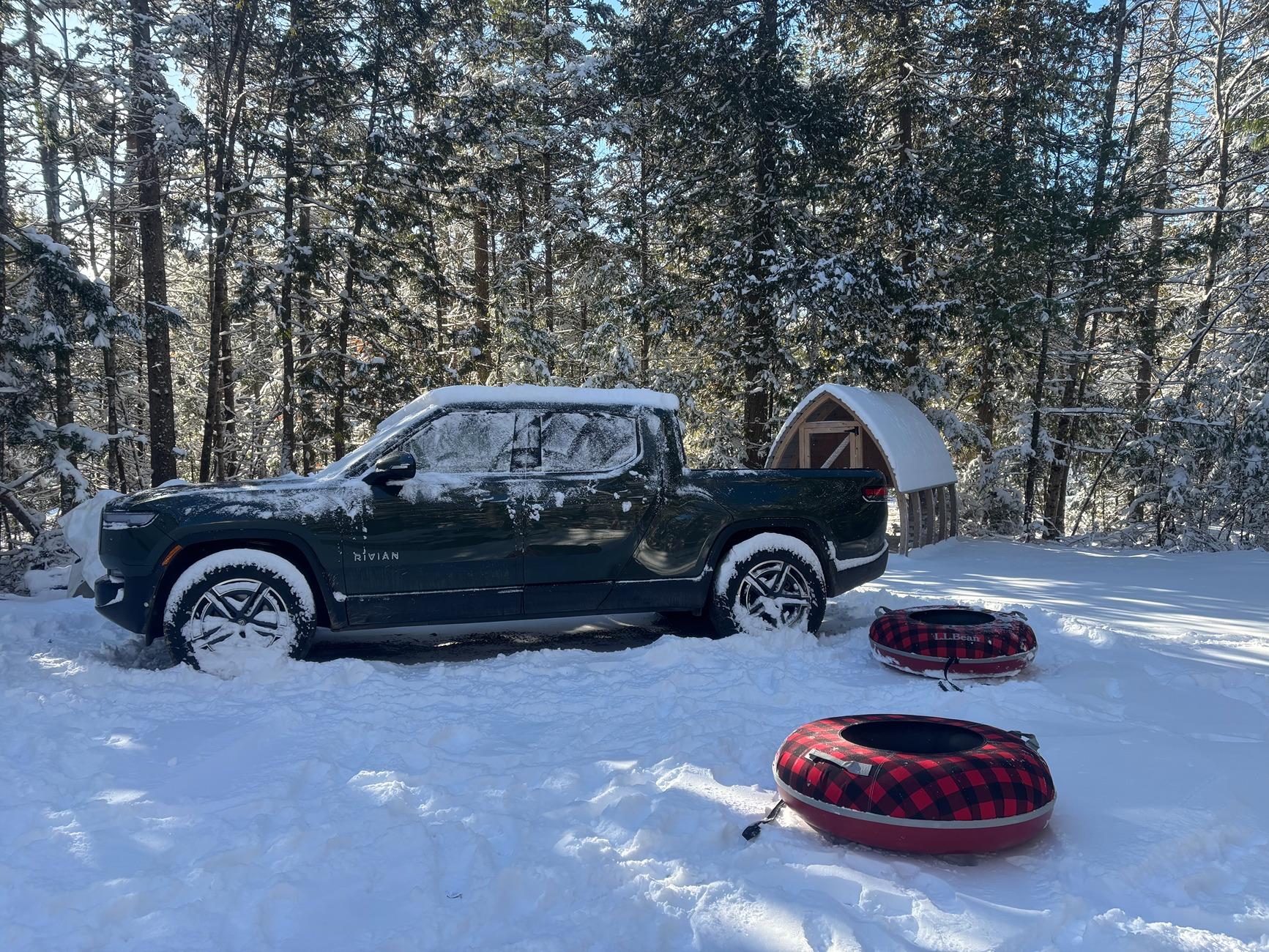 Rivian R1T R1S Question on the Rivian Service Kit Air Compressor rivian snow tubes