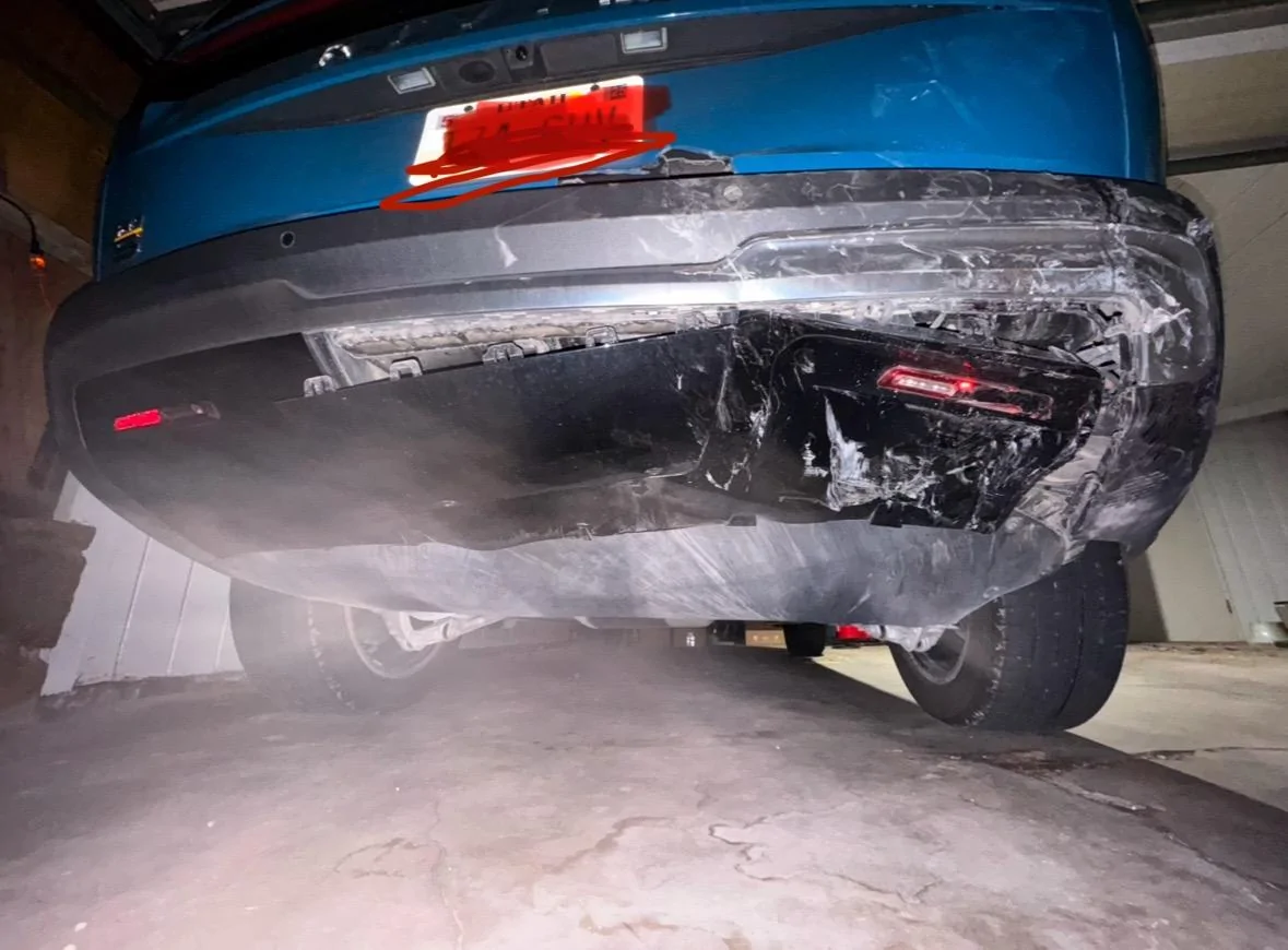 Rivian R1T R1S Rear ended by a Jeep Wagoneer IMG_4525