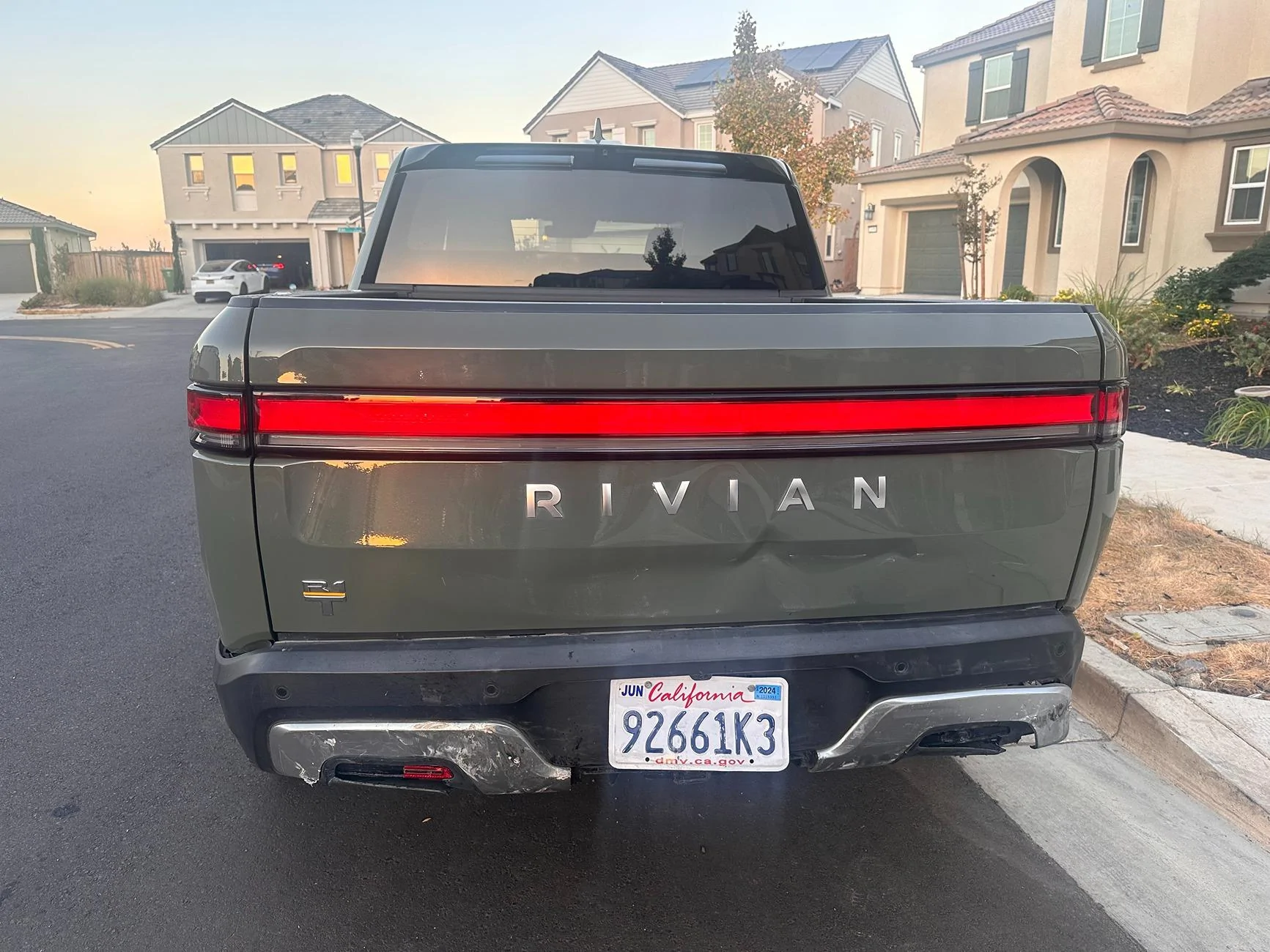 Rivian R1T R1S Rear ended by a Jeep Wagoneer 91432B1D-1CCE-4969-BBFA-D62FEDC2FD18