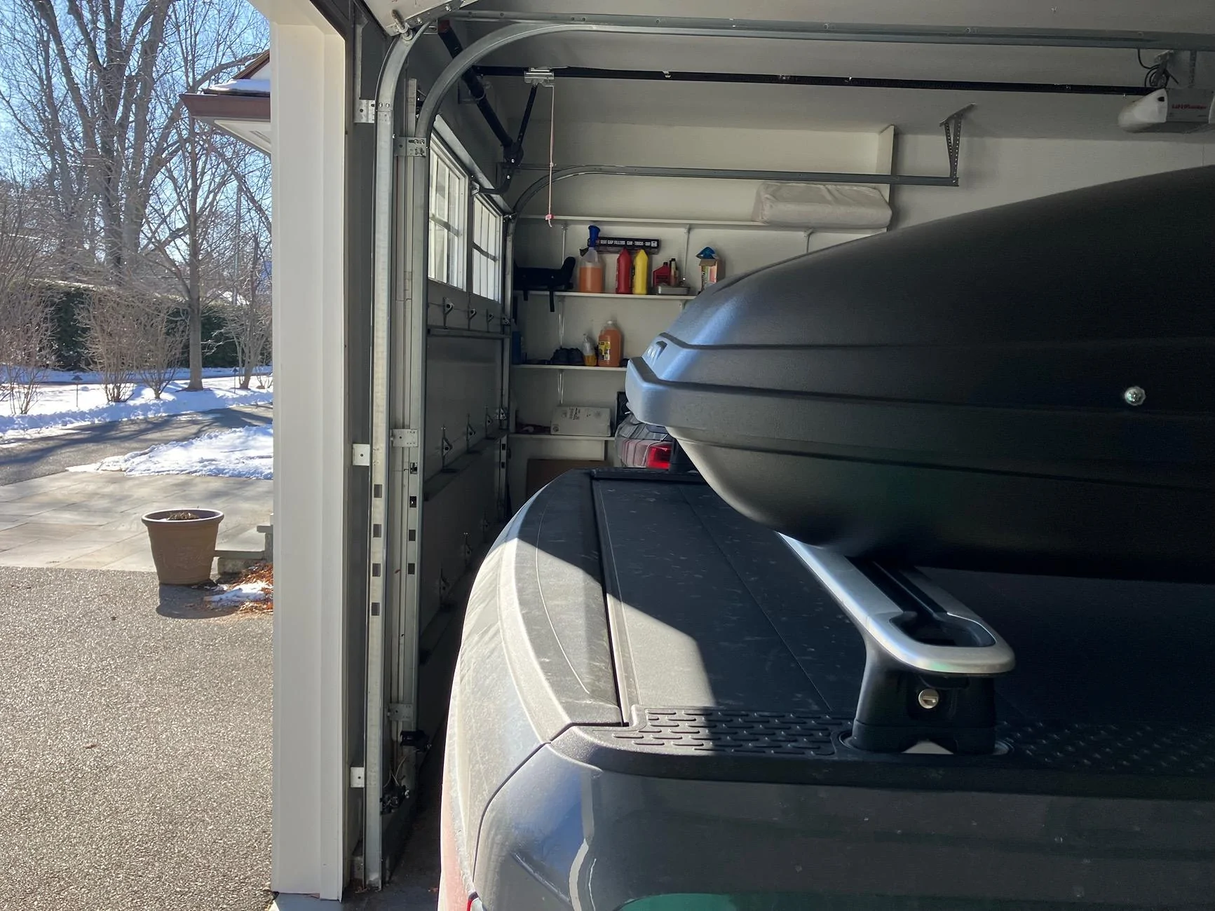 Rivian R1T R1S Cargo box that fits the bed length: Thule Sidekick IMG_1035