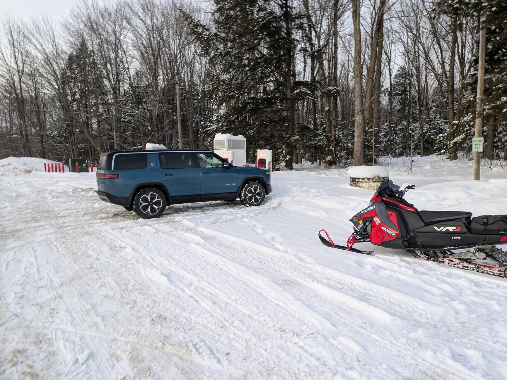 Rivian R1T R1S Random Rivian Photos of the Day - Post Yours! 📸 PXL_20250124_221729501