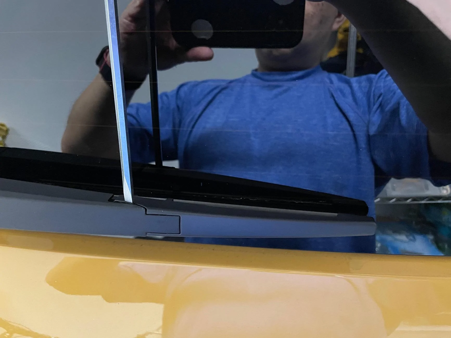 Rivian R1T R1S Rear Wiper Blade Service IMG_0387