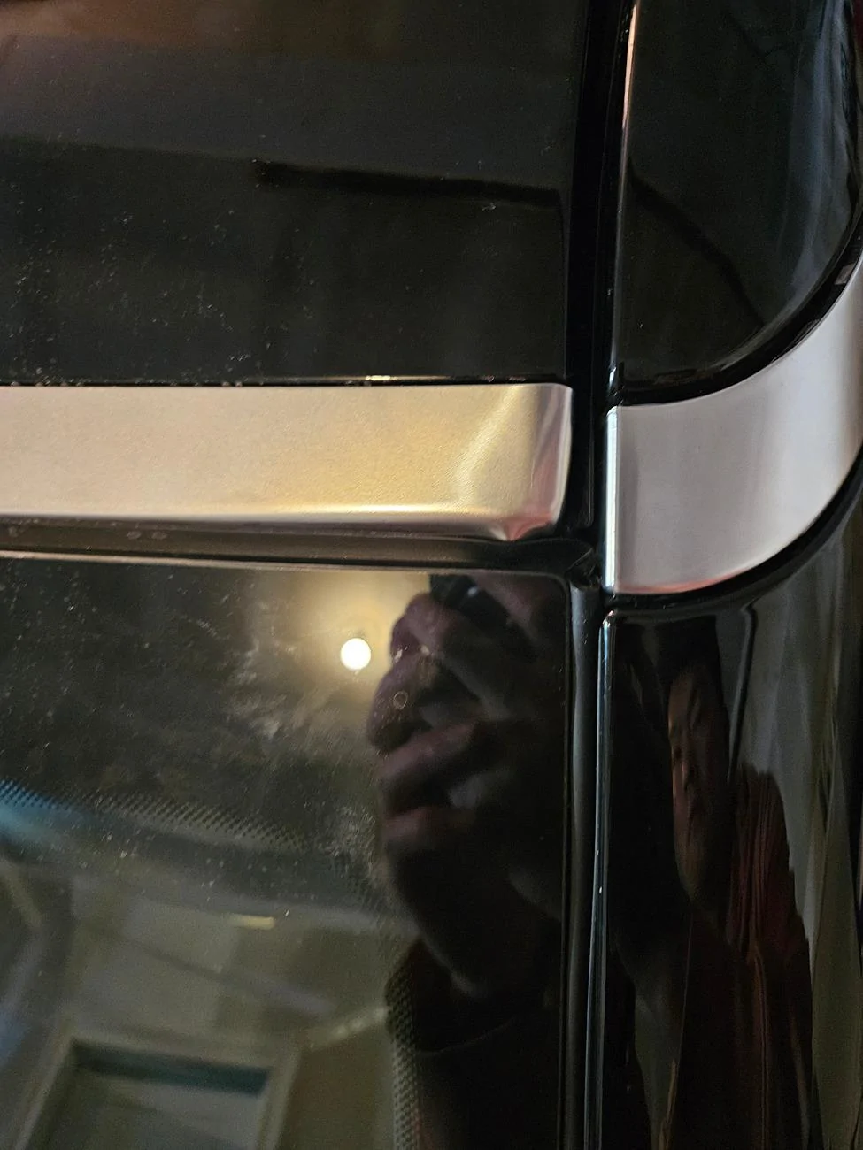 Rivian R1T R1S Wind noise: possible root cause? 20250127_142332