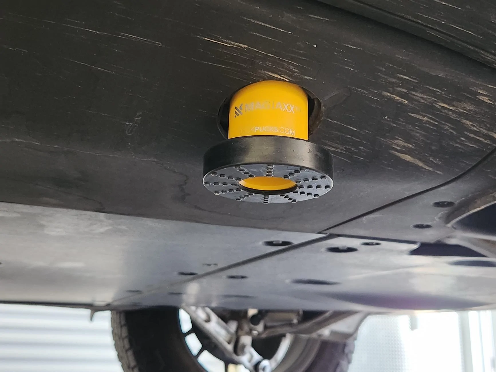 Rivian R1T R1S Jack pucks won’t fit bottle jack? 20231007_081536